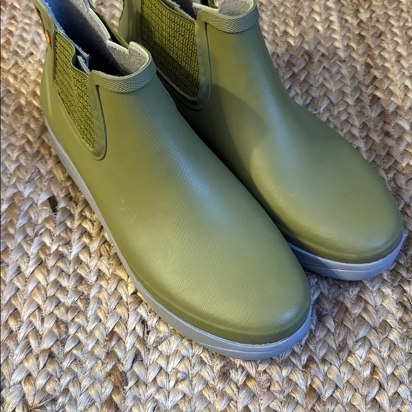 Bogs 11 Kicker Rain II Chelsea Green Grey Rain Boots - Picture 4 of 8